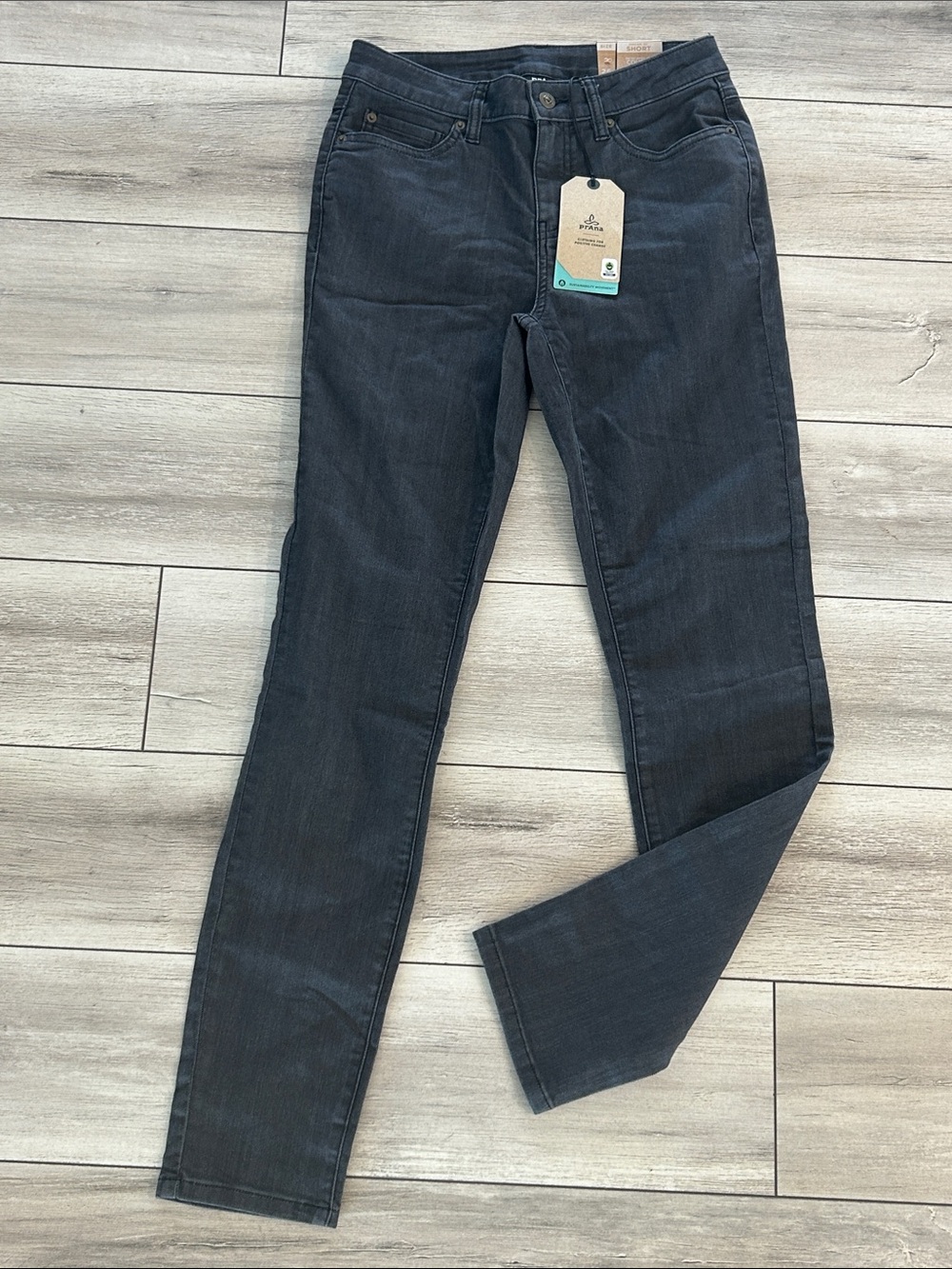 Prana women's Kayla high rise skinny Jeans gray denim size 2  short NWT